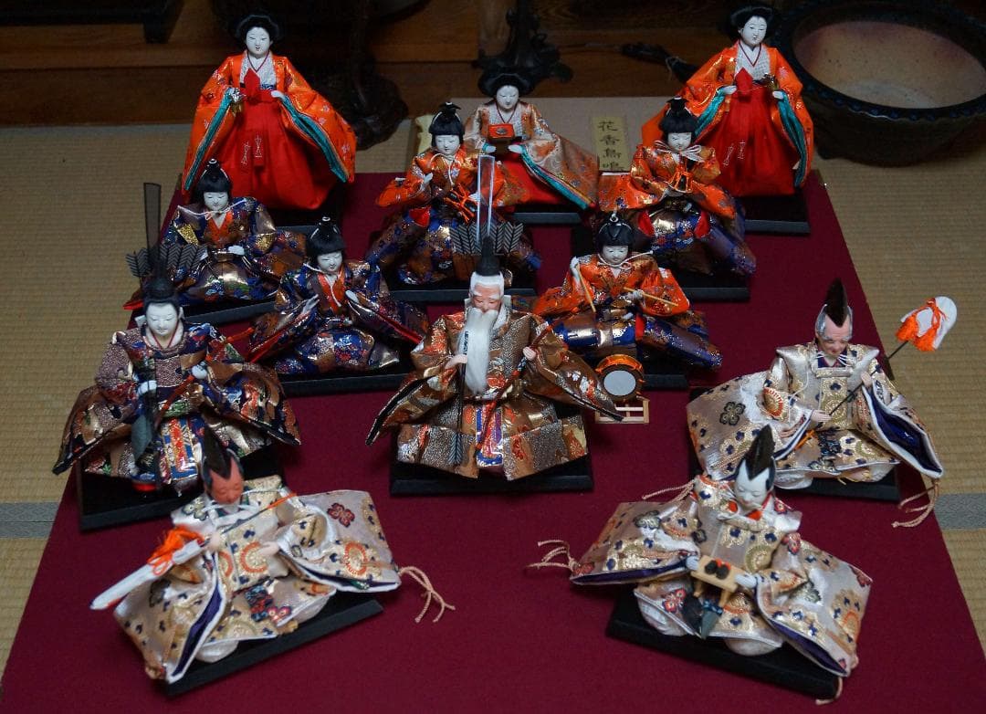雛人形 正絹金襴 手造り木製頭 官女/随身/仕丁/五人ばやし 木製共箱