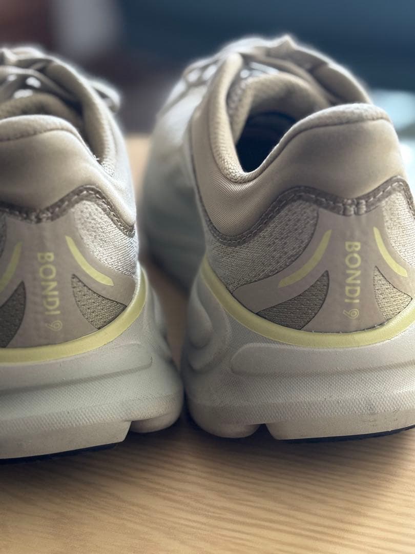 HOKA BONDI 9 グラスランド / オイスター マッシュルーム - メルカリ