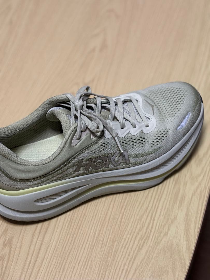 HOKA BONDI 9 グラスランド / オイスター マッシュルーム - メルカリ