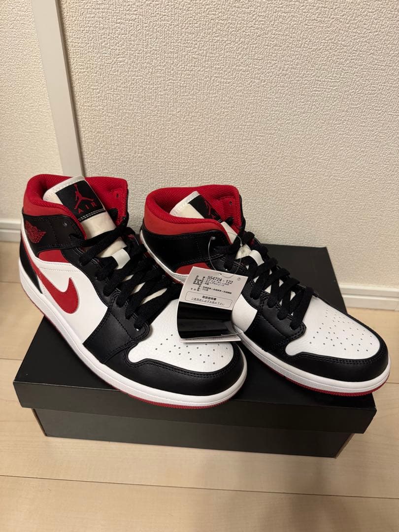 Nike Air Jordan 1 MIDスニーカー Nike Air Jordan 1 Mid Black Toe Starfish DQ8426-801 Mens GS New | eBay