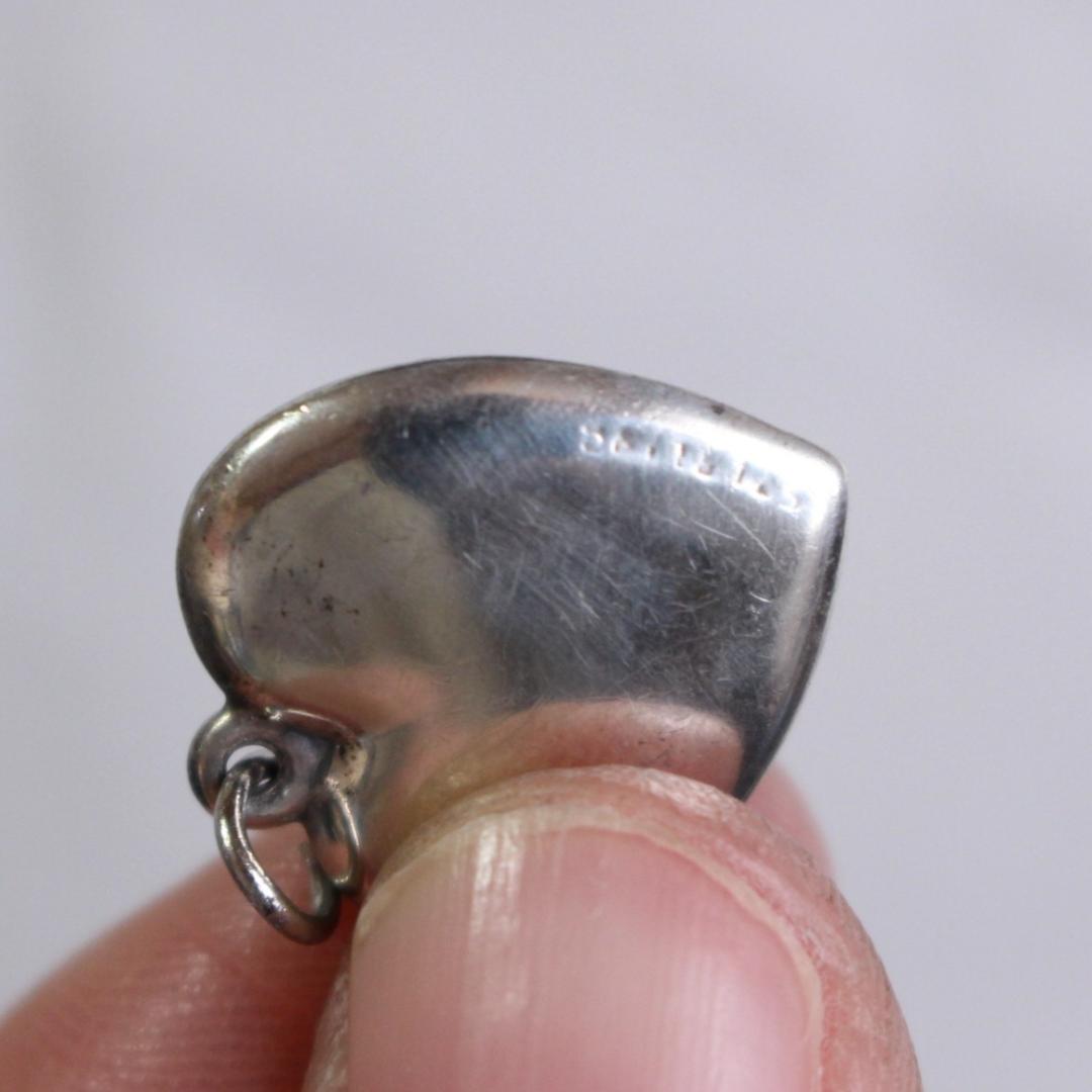 30s スウィートハートジュエリー NAVY 古着 チャーム 波 アールデコ