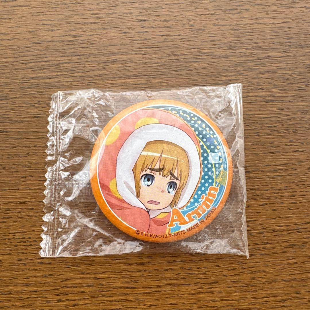 未開封 進撃巨人中学校 缶バッジ アルミン 進撃の巨人 - メルカリ