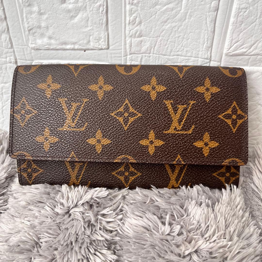 ルイヴィトン　札入れ　カードケース　薄型　モノグラムキャンバス　長財布