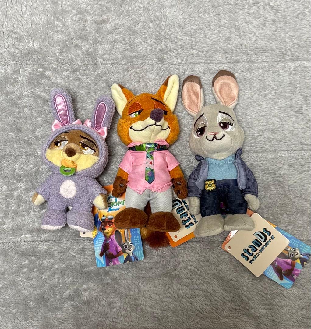 顔厳選 ディズニーストア スタンディーズ ズートピア2 ぬいぐるみ