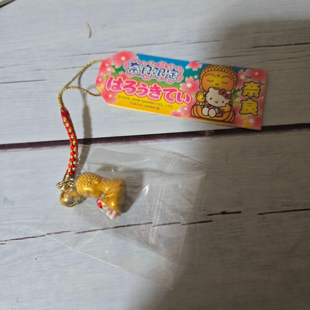 ご当地キティ 奈良限定 大仏様 根付け - メルカリ