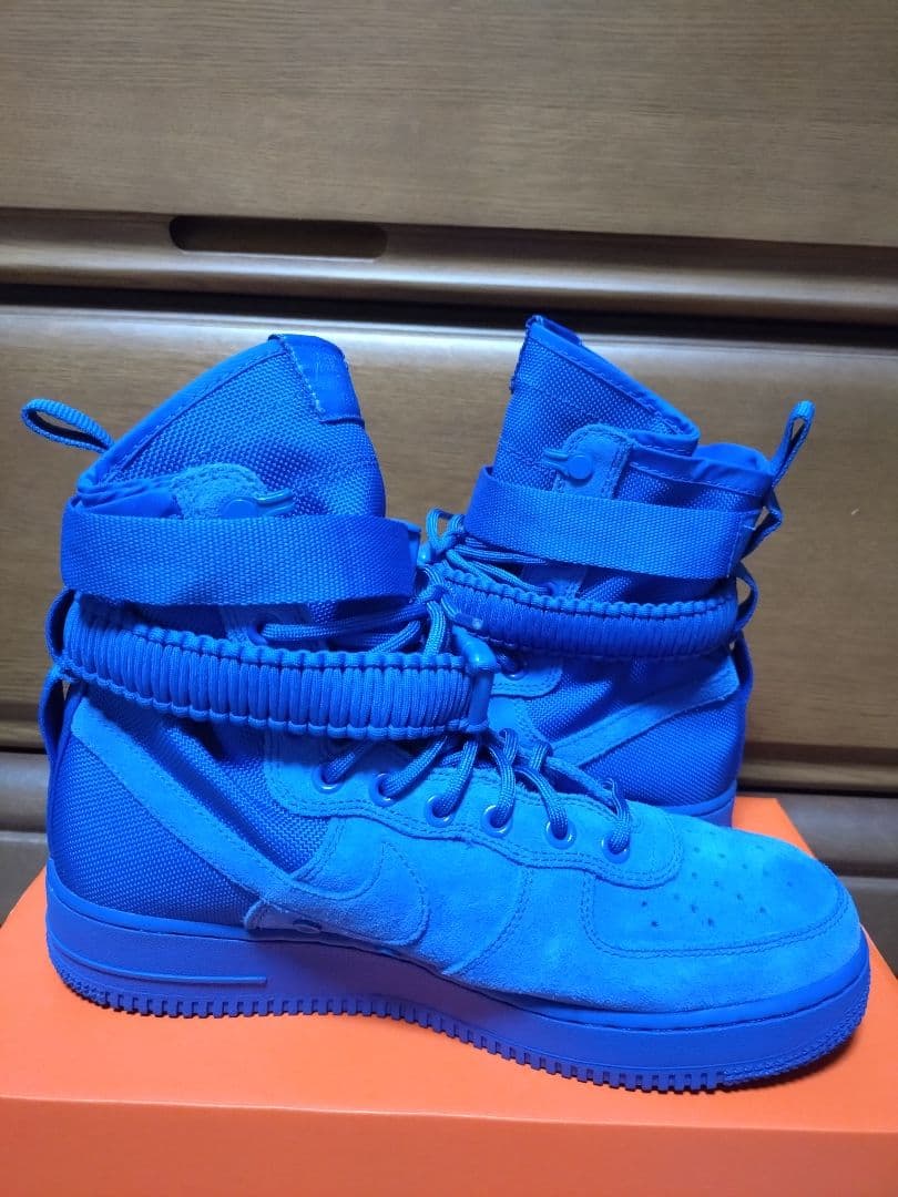 \"ナイン\"NIKEエアフォース1スペシャルフィールド青