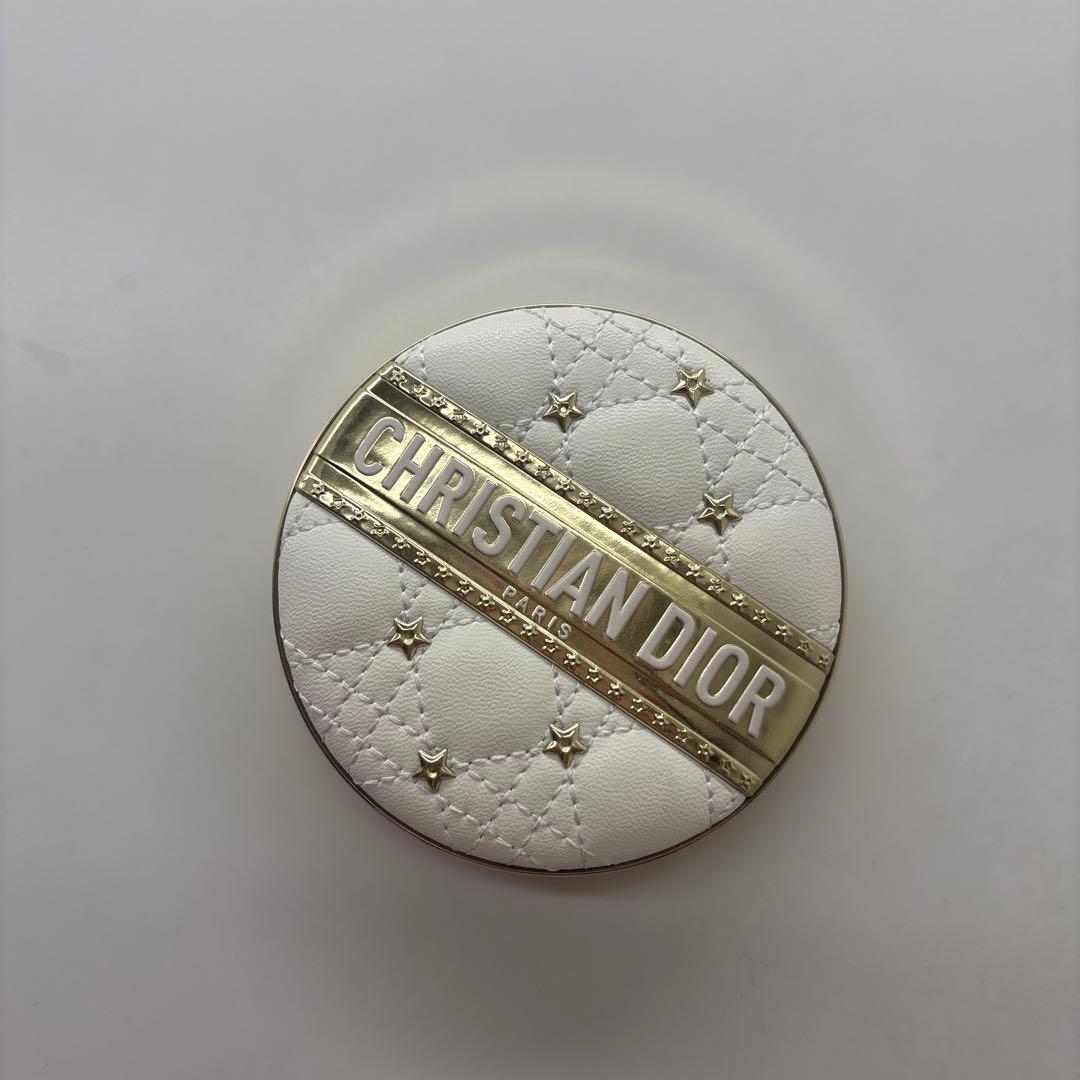 Dior グロウ ルミナイザー 001 ディオールスター ディオール / ディオールスキン フォーエヴァー グロウ ルミナイザー