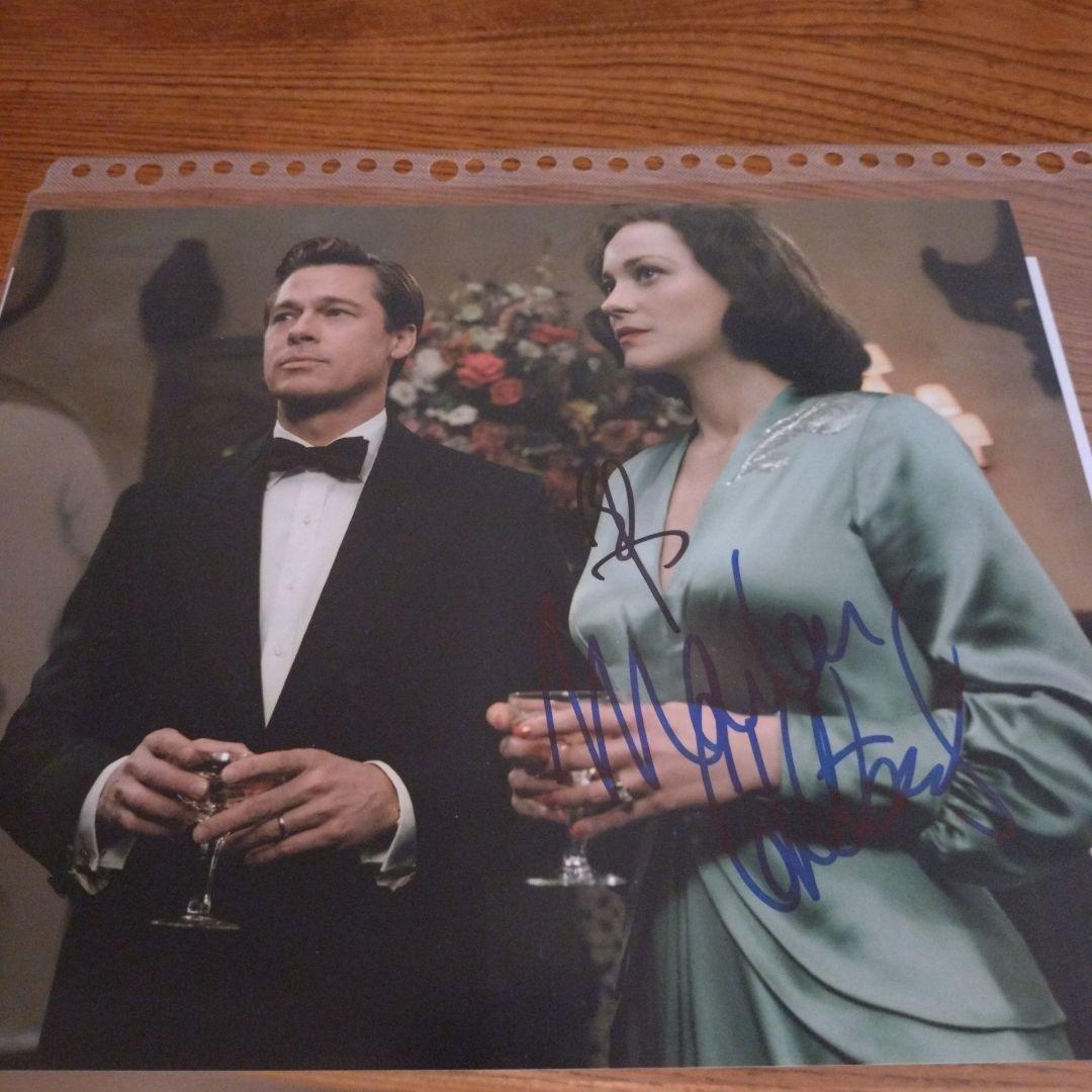 ブラッドピット　マリオンコティヤール　サイン　オートグラフ　8×10インチ マリオン・コティヤール、歯に口紅、ボサボサヘアでも美しいと絶賛