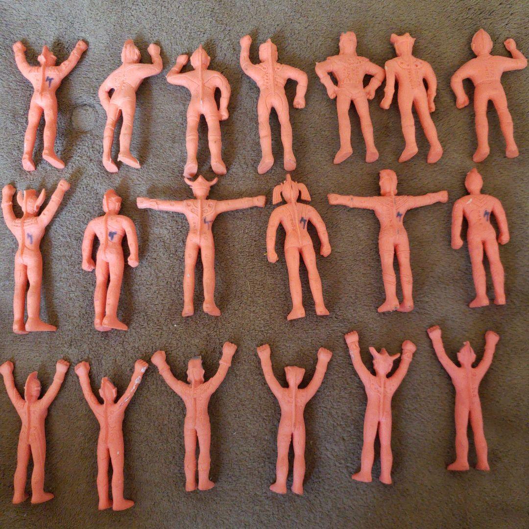 ウルトラマン ゴム人形 昭和レトロ - メルカリ