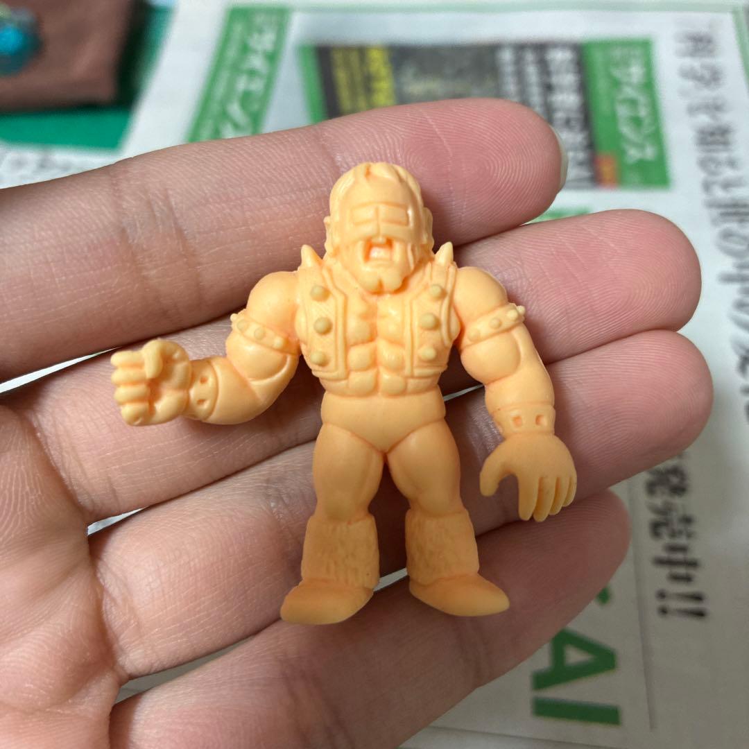 キン消し　レギュラーパート30 ネプチューンマン　肌色　当時物