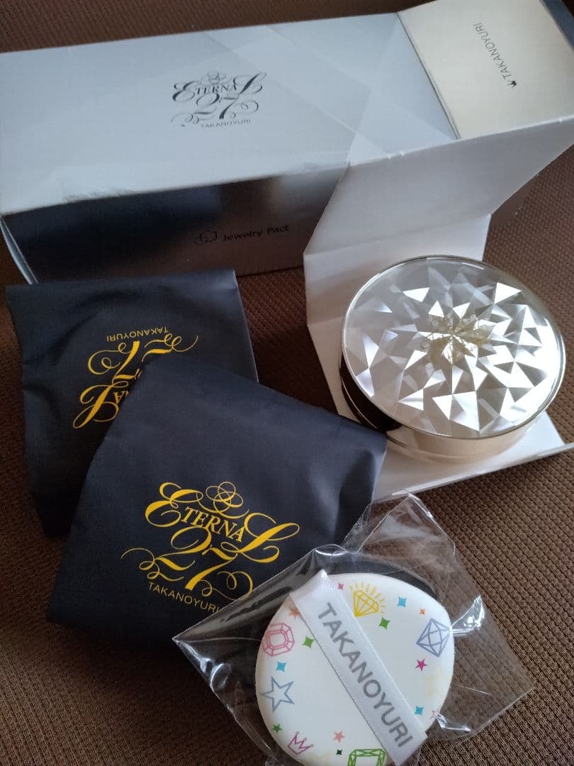 たかの友梨　ジュエリーパクトSP　ファンデーション