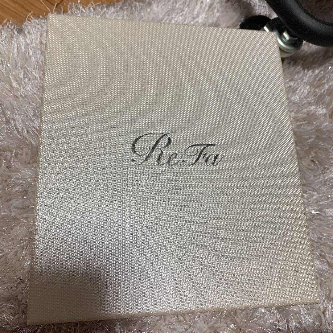 ReFa CARAT新品未使用　シリアルナンバーあり
