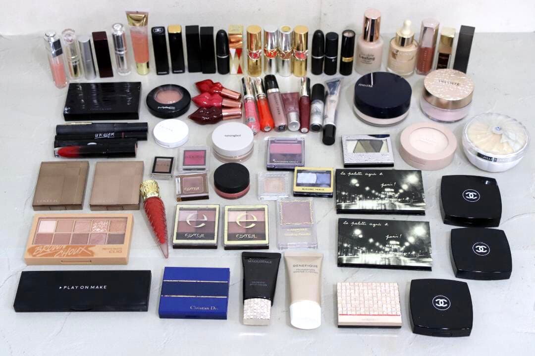 大量 デパコス プチプラ 化粧品 まとめ シャネル イヴサンローラン ディオール