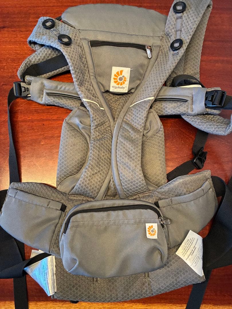 エルゴベビー オムニブリーズ（Ergobaby Omni Breeze）