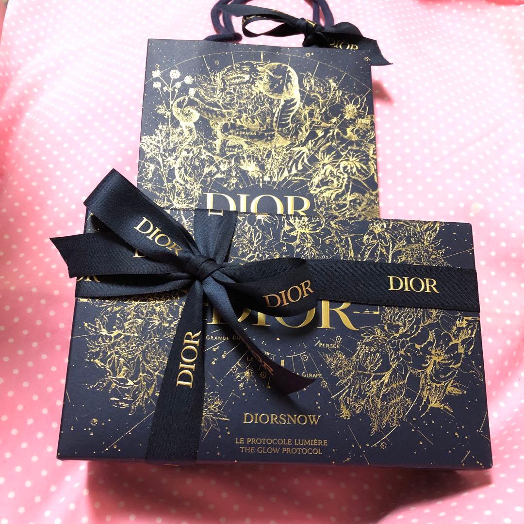 ディオール スノー エッセンス ホリデー 限定 コフレ