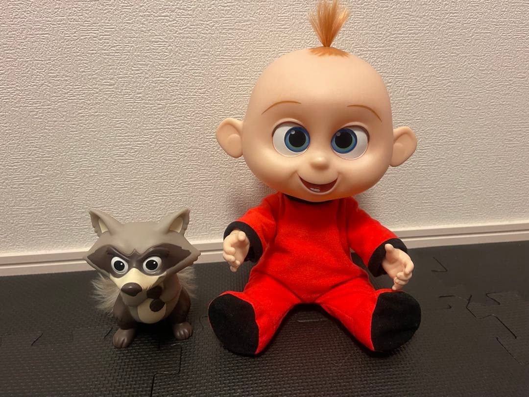 ディズニー　インクレディブル　ジャックジャック　ライトサウンドフィギュア Amazon.co.jp: The Incredibles 2 Jack-Jack Parr インクレディブル 2