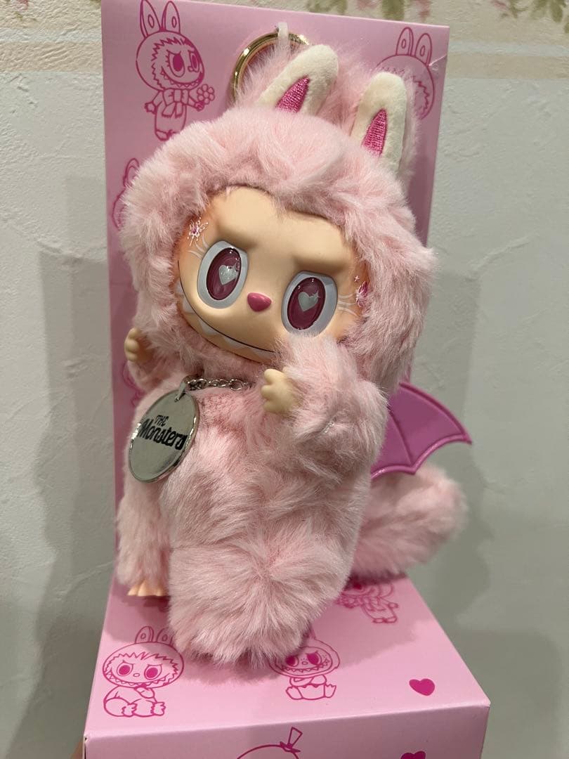 海外限定 THE MONSTERS ZIMOMO heart ジモモ ピンク羽根 - メルカリ