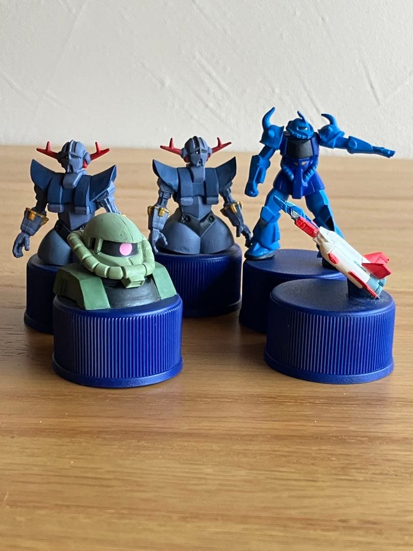 ペプシ オリジナル「機動戦士ガンダム ボトルキャップ」4種5個セット