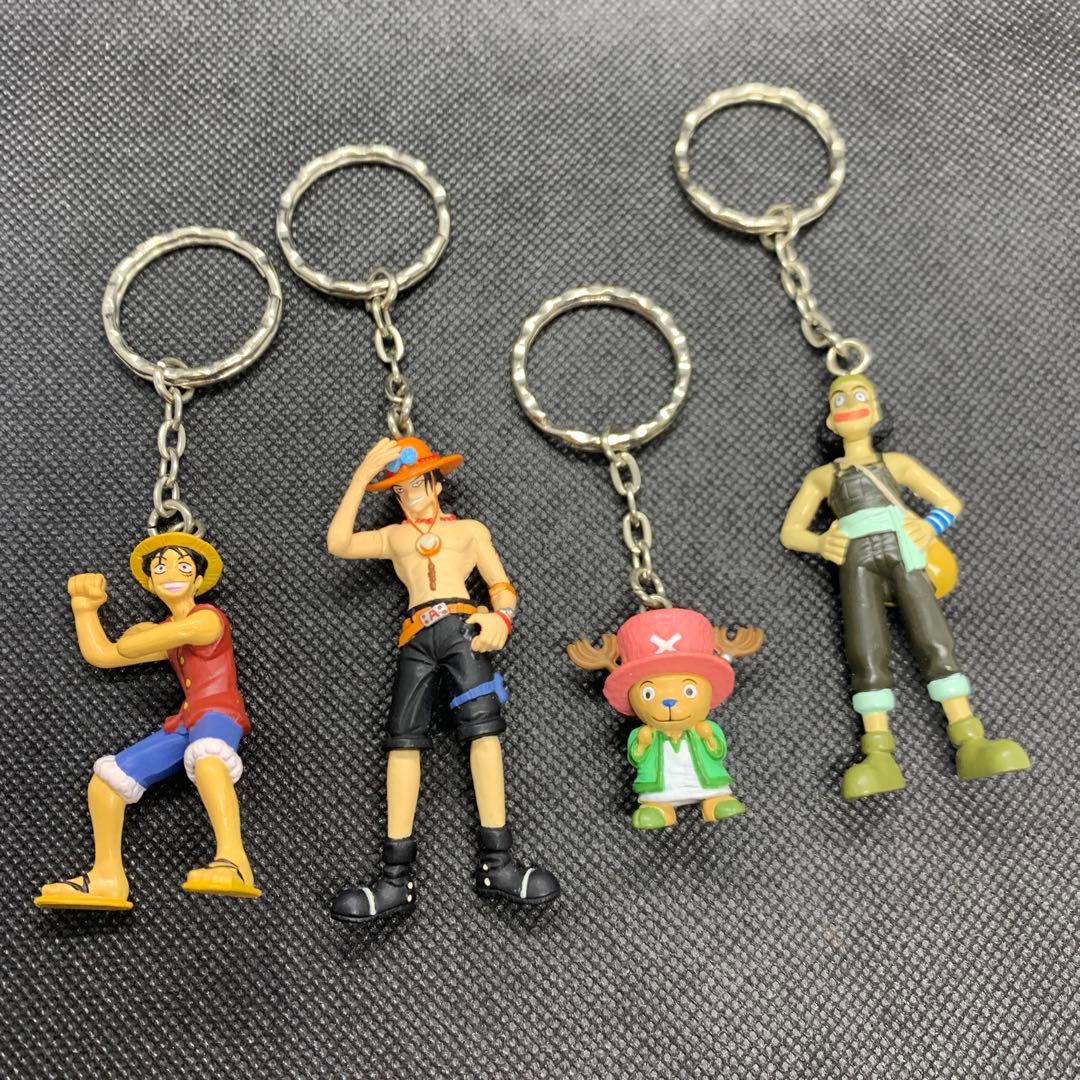 ONE PIECE ワンピースフィギュアキーホルダー 【ルフィ海賊団集結】4種