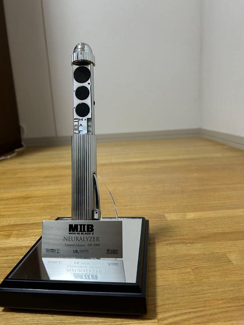 ち*ぶ様 メン・イン・ブラック ニューラライザー - メルカリ