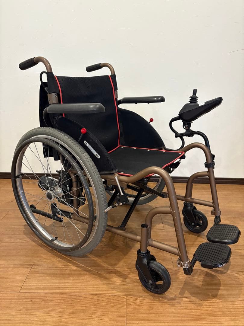 ドアノブ。AISIN. 中古電動車椅子