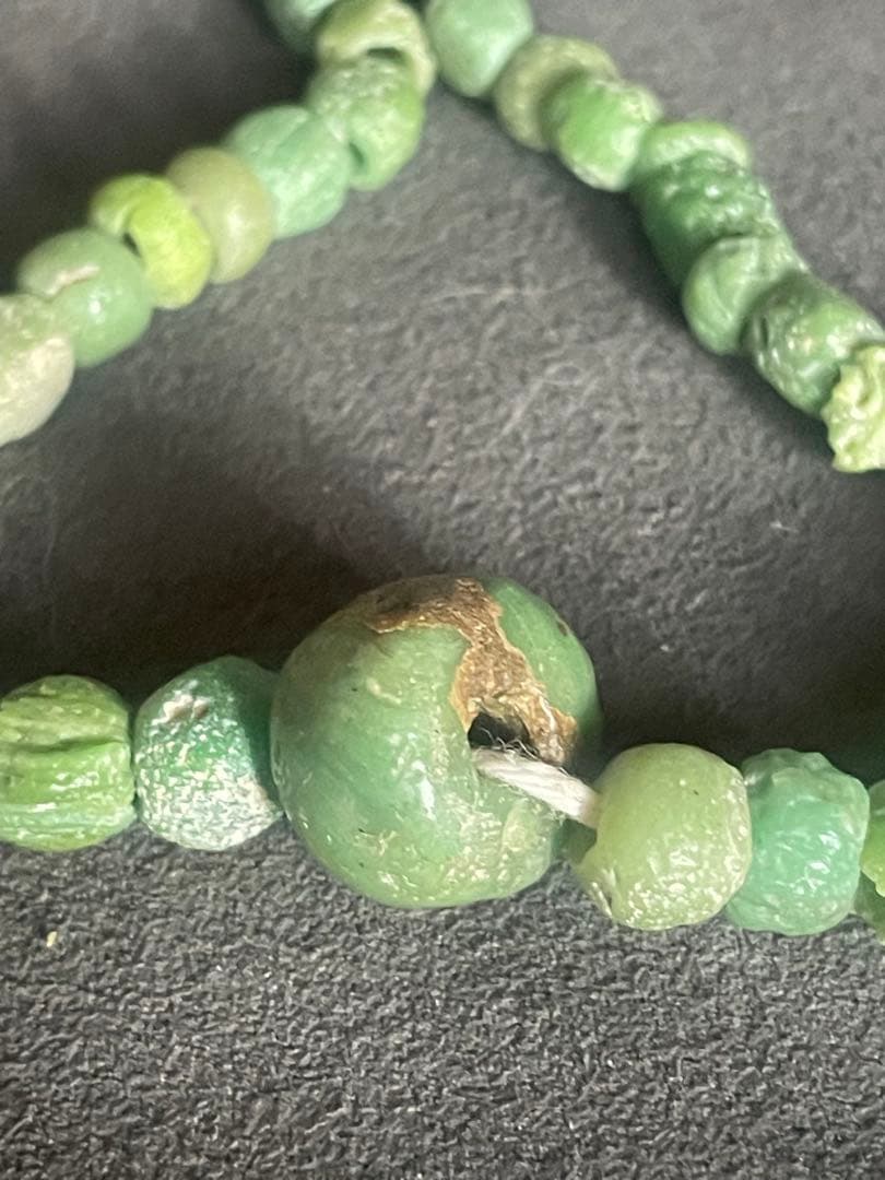 古墳期　硝子玉一連　風化　出土品　とんぼ玉 蜻蛉玉 文化遺産オンライン