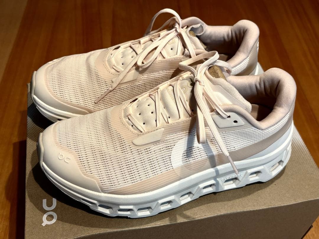 ウォーキング・ランニングウェア ON CLOUDMONSTER VOID womon8.5 Women's Cloudmonster Void | Beige | On Canada