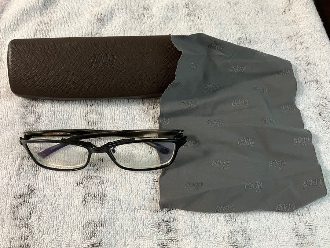 999.9フォーナインズ s-822t