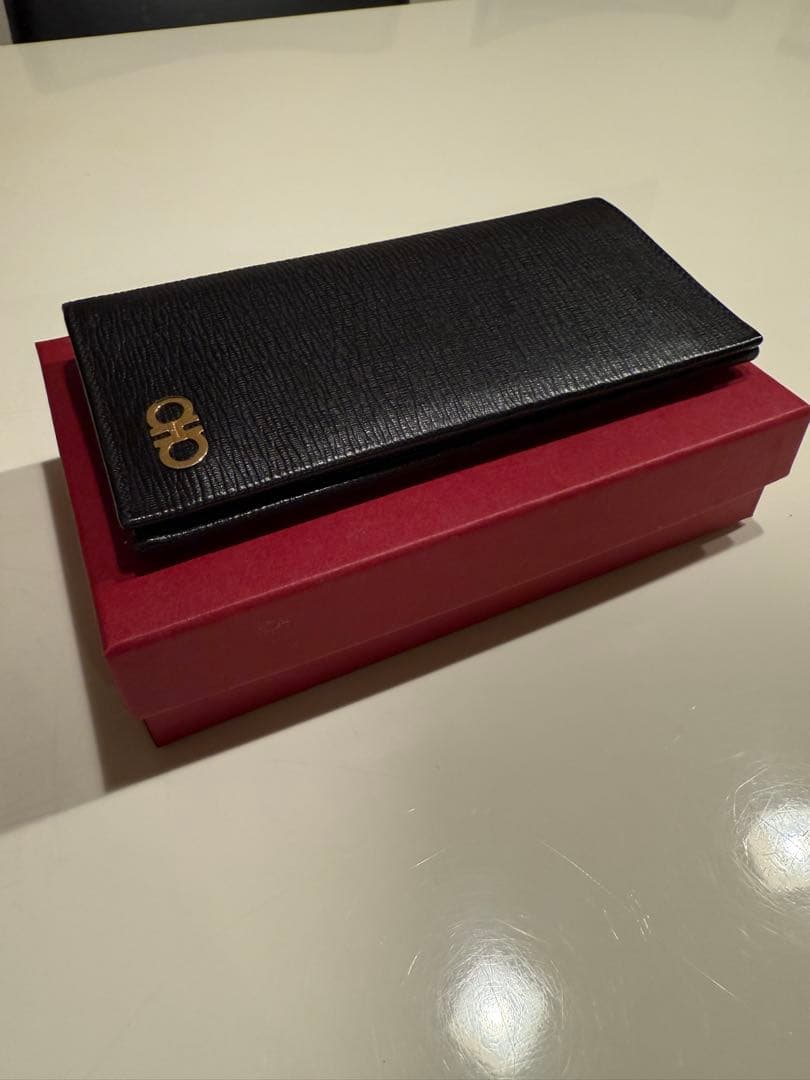 バンビフェラガモ メンズ ガンチーニ 長財布 FERRAGAMO（フェラガモ） Salvatore Ferragamo 財布 長財布 ガンチーニ