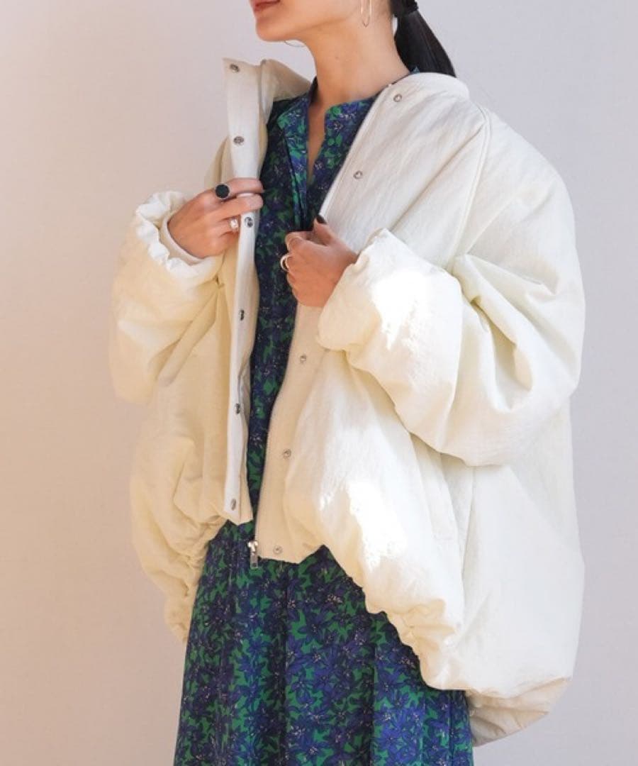 【美品✨️】AKTE パディングバルーンブルゾン ホワイト　かぐれ 最終値下げ