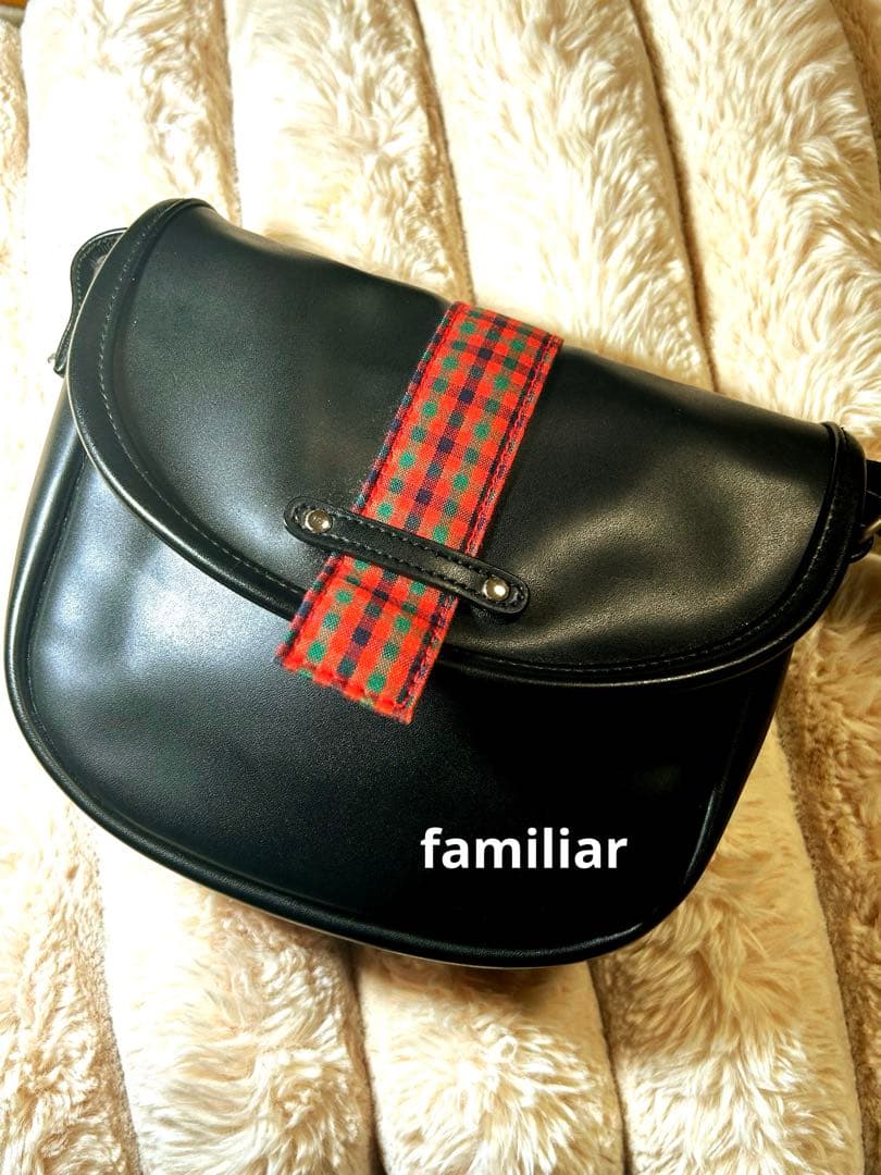 【新品✨】familiar肩掛けバッグ❤️ 完売•レア品 ファミリアチェック