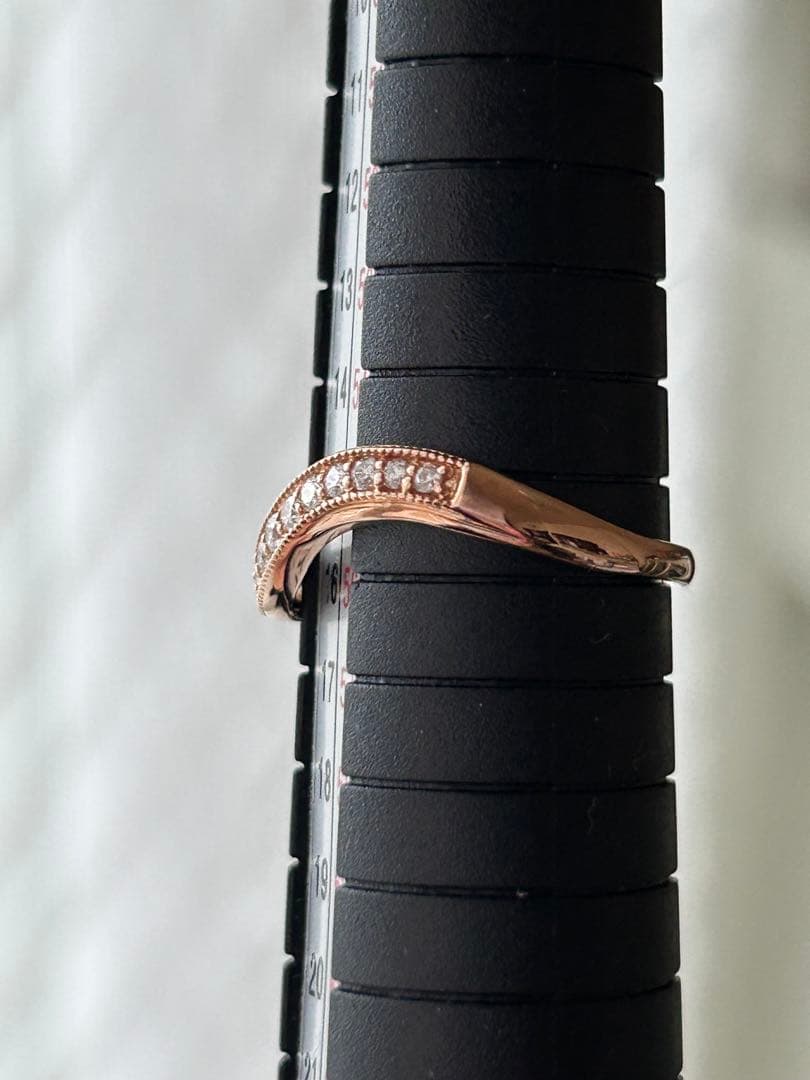 18金 K18PG ダイヤ0.2ct付き カーブリング 2.27g 15号