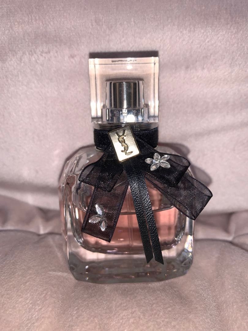 YSL 香水　モン パリ オーでパルファム