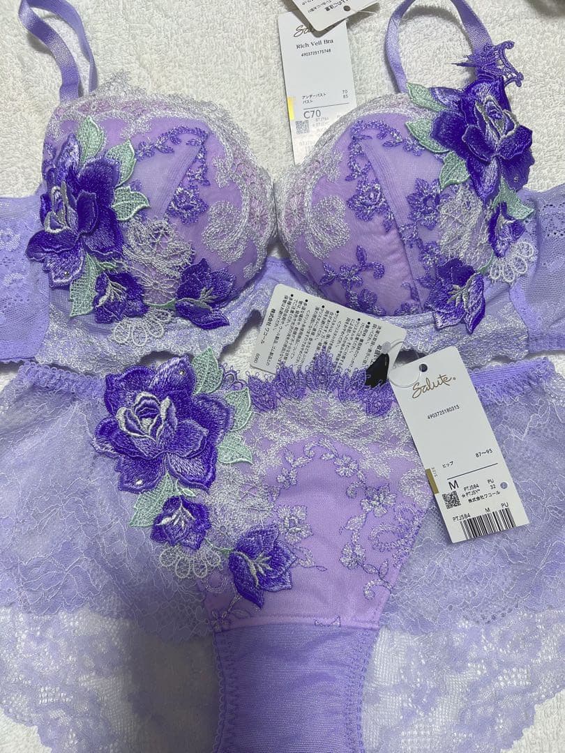 限定価格‼️サルート84 店舗限定ブラ【新品】84♡サルート40周年 70c