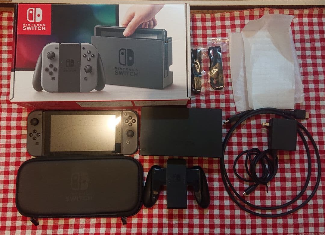 HAC-001 ポーチSDカード保護シート付きSwitch 本体 グレー 箱あり