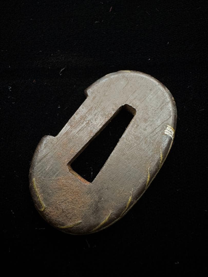 鐔 蜻蛉図 鉄 無銘 日本刀 刀装具 骨董 古美術 江戸時代 時代物 第70回 重要刀装具 朽杭蜻蛉 図 小柄⁡ ⁡ 銘 夏雄作 加納夏雄は 京都に