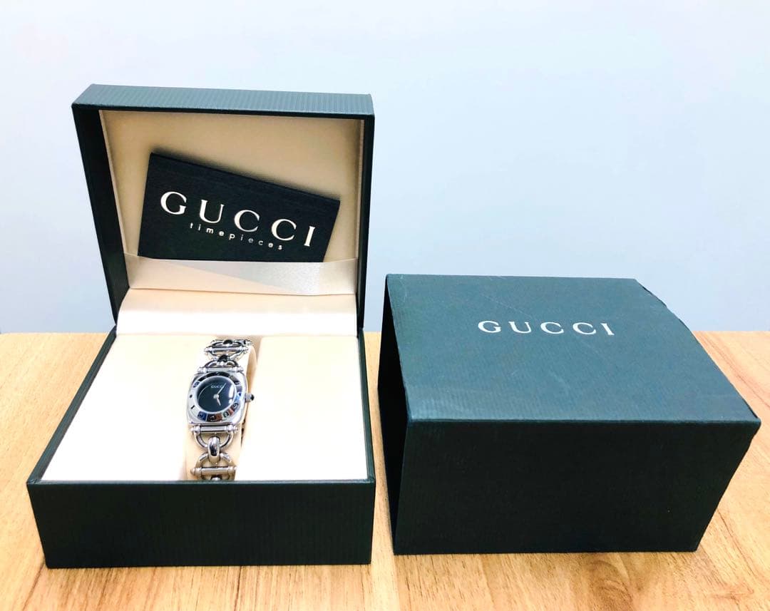 極美品！ グッチ GUCCI 6400L 腕時計 シルバー 箱付き