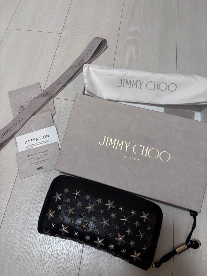 JIMMY CHOO ブラック 長財布 星型スタッズ - メルカリ