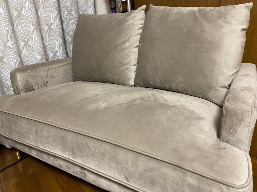 【引き取りのみ】ロウヤ　2人がけソファ　木脚　ベルベット調