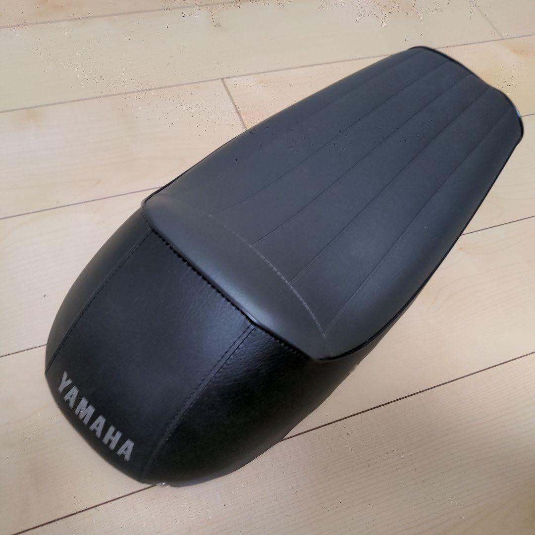 ヤマハ　YB-1 純正シート