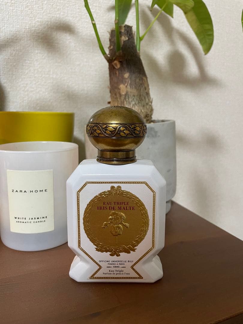 Buly 香水　イリス