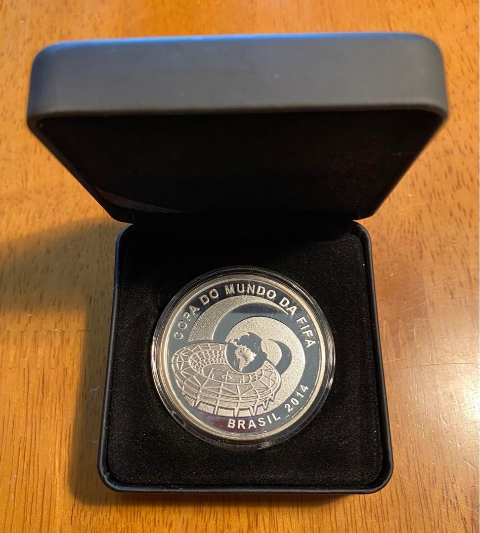 2014 FIFAワールドカップ ブラジル大会 公式記念銀貨.925 ② - メルカリ
