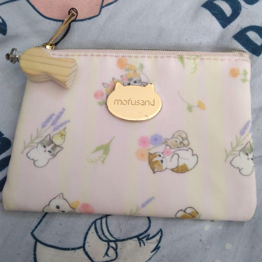 mofusand 猫デザイン ポーチ mofusand 刺繍ポーチ 黒猫 ライトグレーのページ
