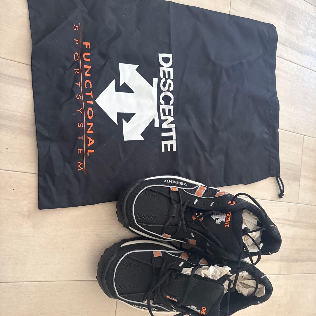 DESCENTE トレーニングシューズ ブラック/オレンジ 長嶋茂雄 - メルカリ