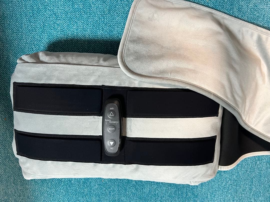 シックスパッド　クッションフィット　別売リモコン付き