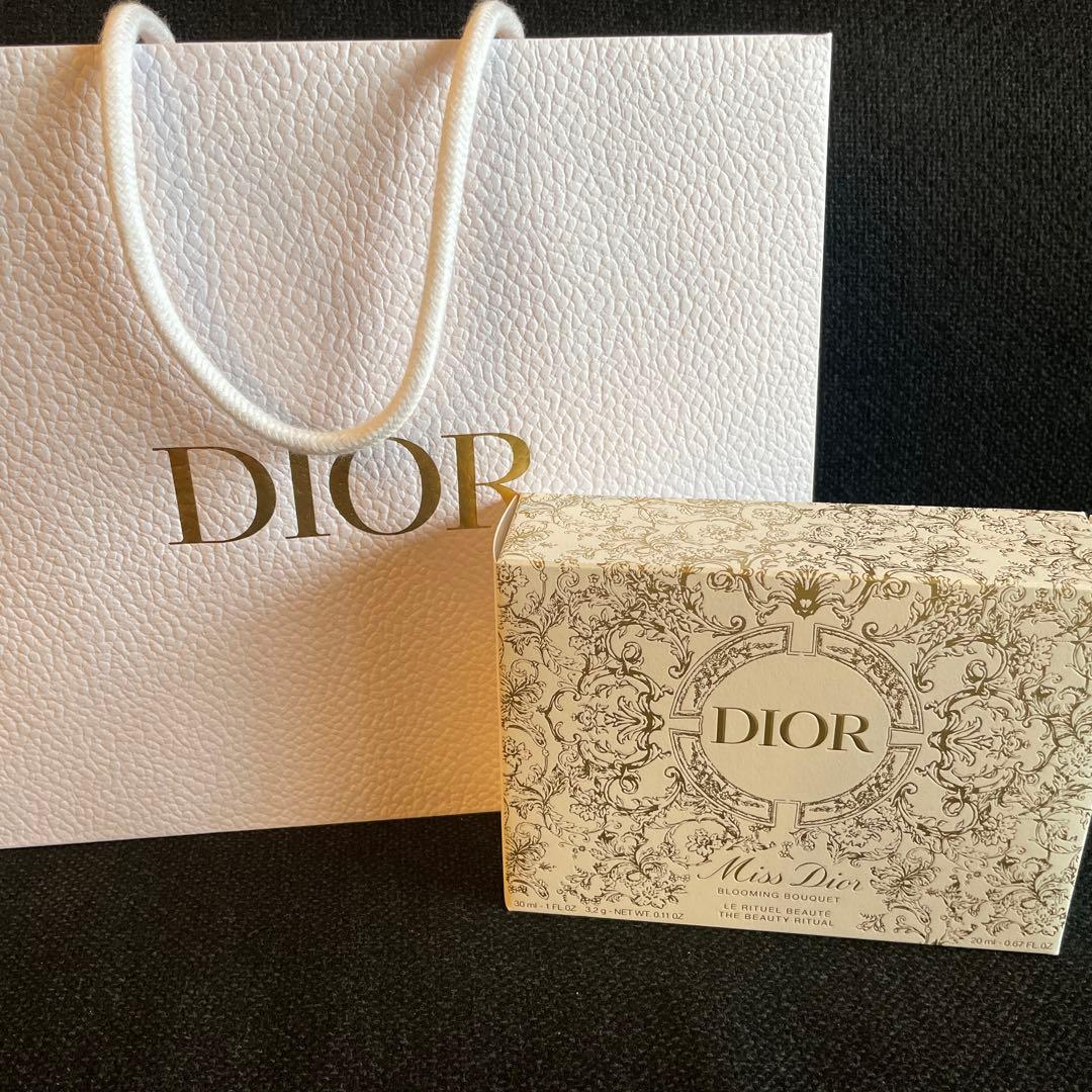 美品！ミスディオール　クリスマス限定セット　袋付き