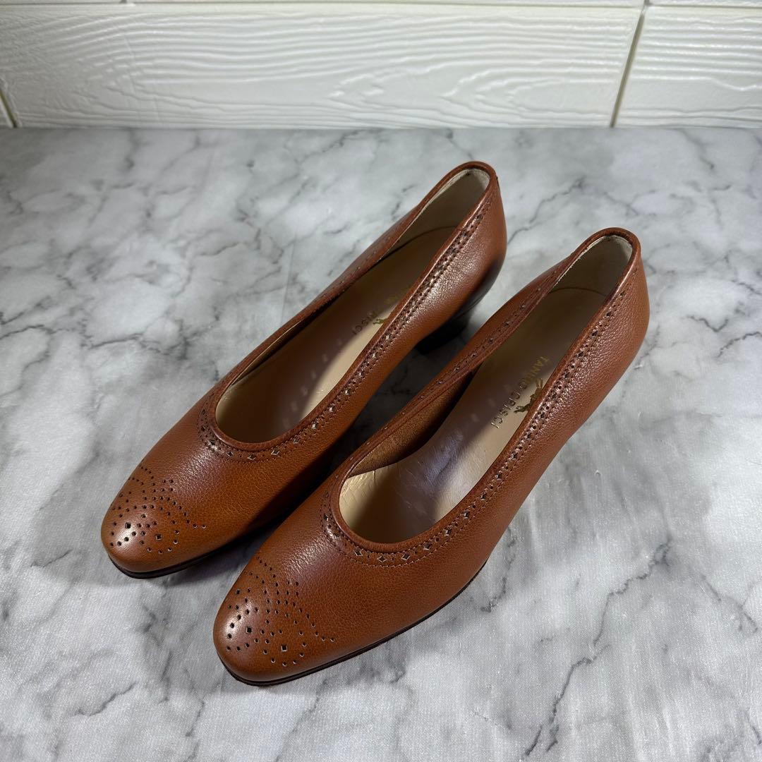極美品 TANINO CRISCI ブラウン レザー パンプス 22.5㎝相当