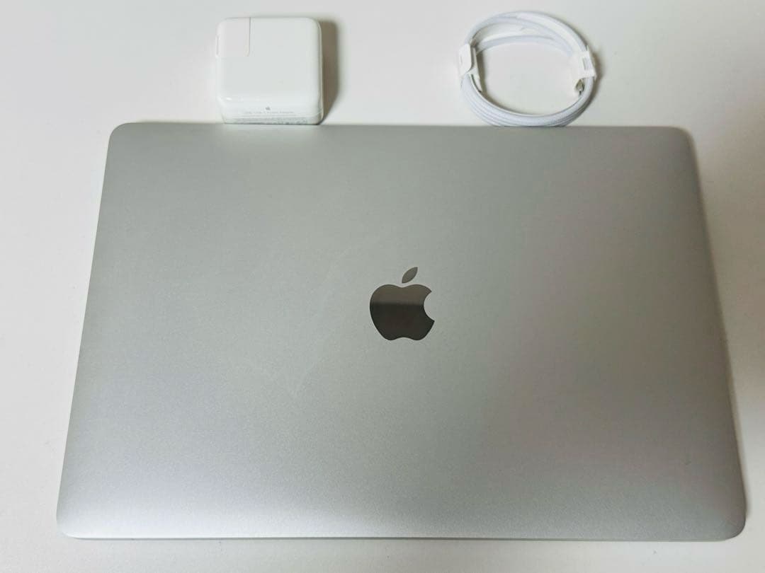 MacBook Air 2018 13インチ 16GB SSD256GB
