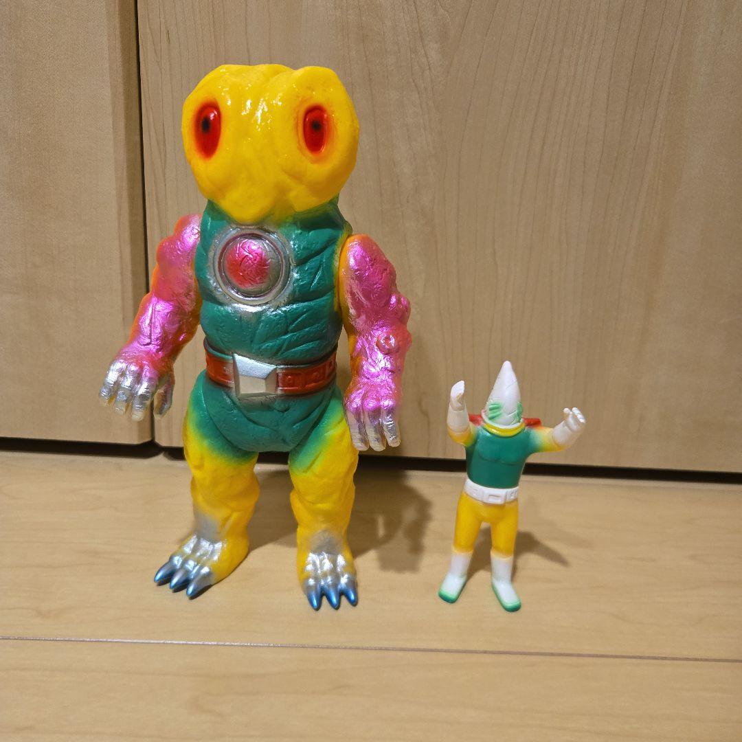 c*読様 ソフビ　マッドジャイアント ハヤカワモトヒロ