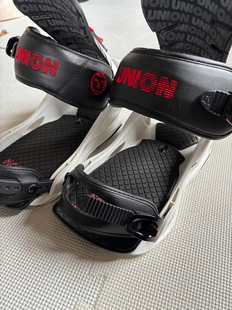 UNION スノーボードビンディング ブラック/レッド大幅値下げ